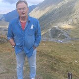 Incerc sa gasesc o partenera de viata